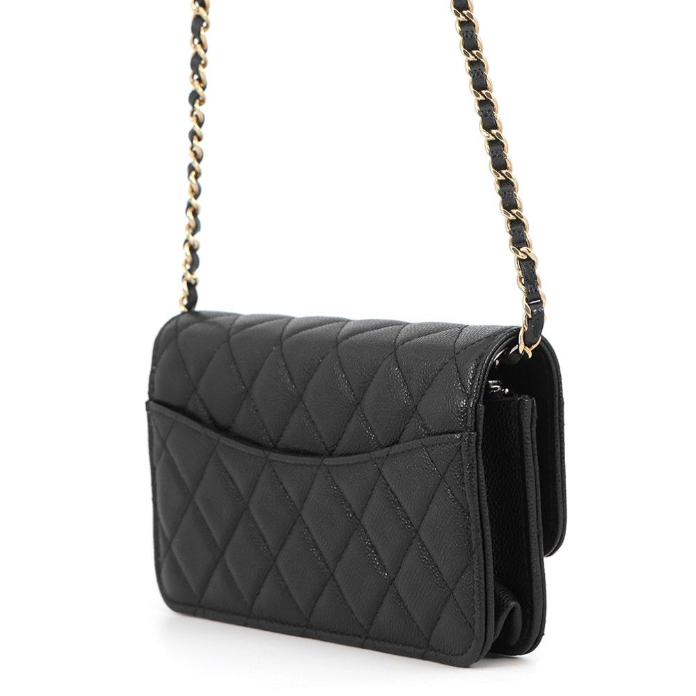 サリア CHANEL iPhone11ケース ブラック 10 Chanel iphone case ideas