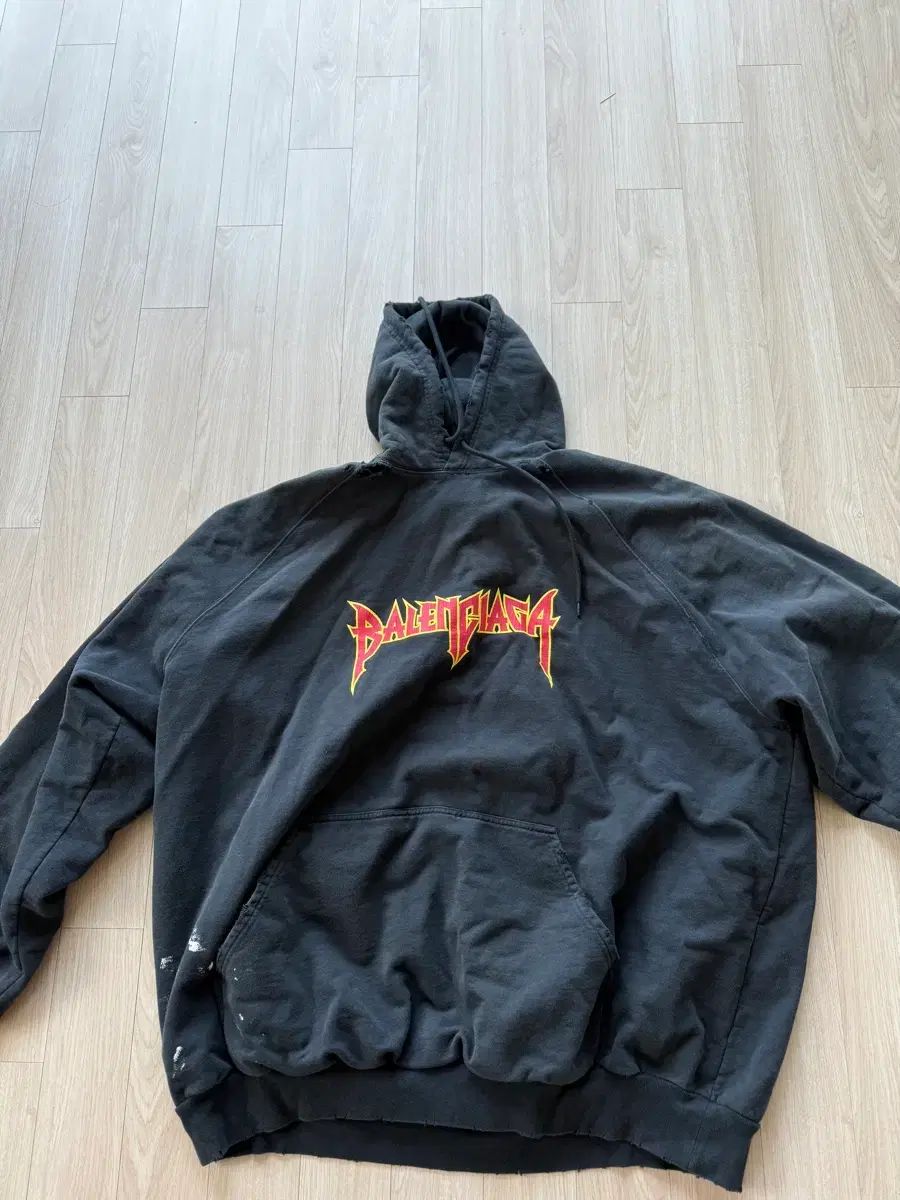 3 BARENCIAGA(バレンシアガ) パリ METALLICA(メタリカ) フードTシャツ 韓国国内店舗購入版