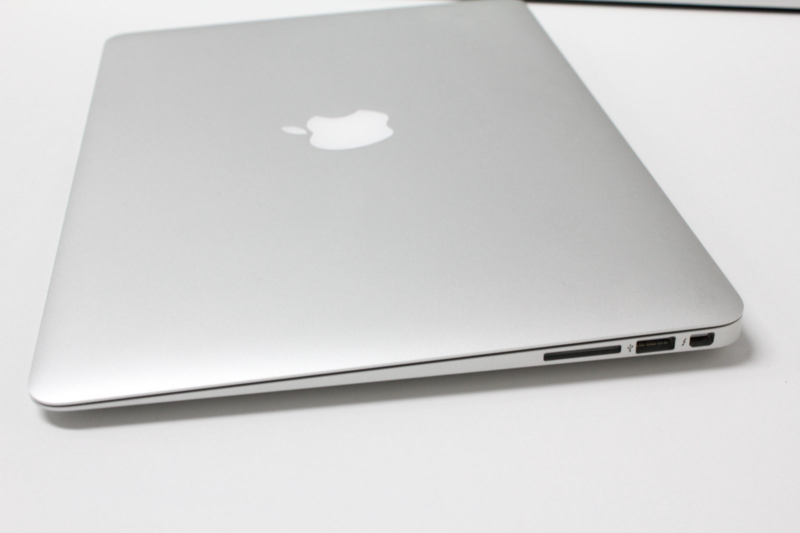 MacBook Air（13インチ,2017）128GB/8GB〈MQD32J/A〉④ - メルカリ