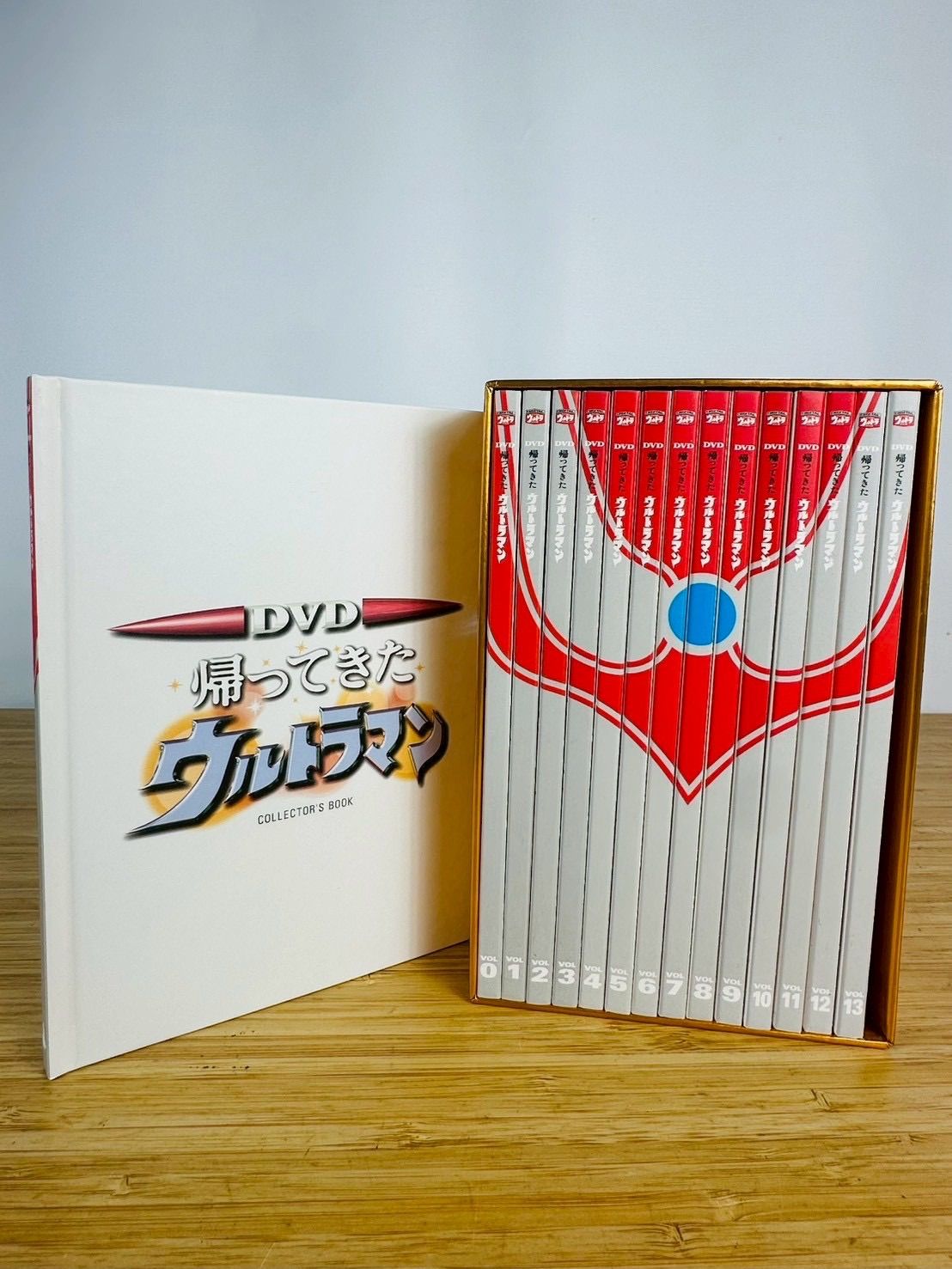 【中古】ウルトラマン コレクターズBOX [DVD] ウルトラマン コレクターズBOX DVD全10巻限定発売！
