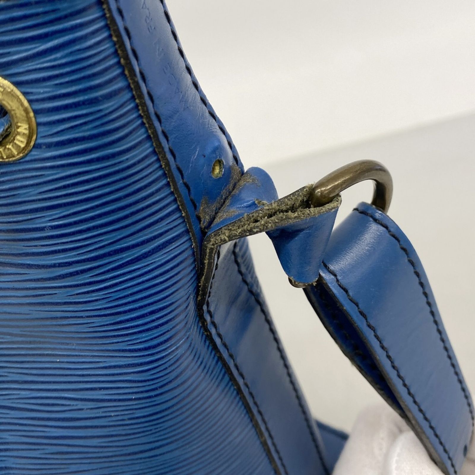 ルイ・ヴィトン(Louis Vuitton) ルイ・ヴィトン ショルダーバッグ エピ 