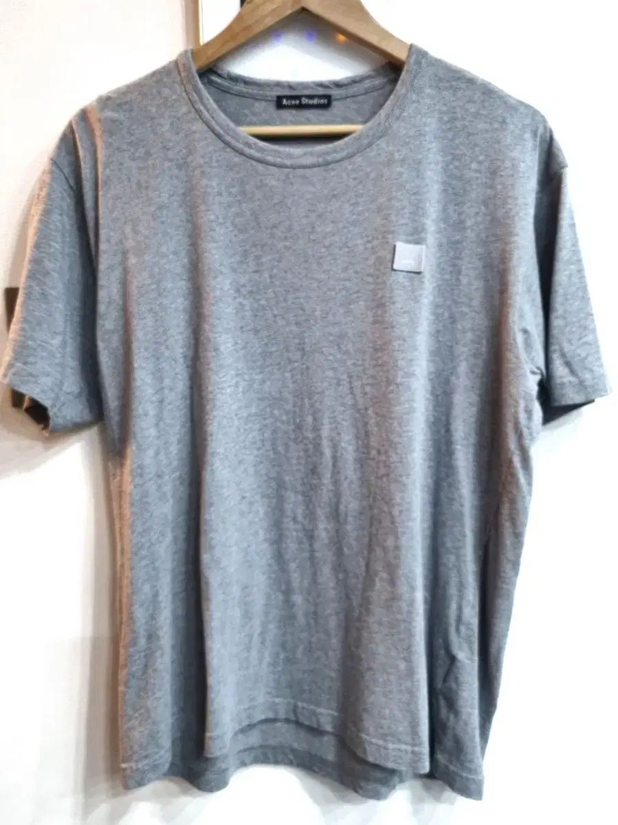 Acne Studios アクネストゥディオズ グレー 半袖 Tシャツ