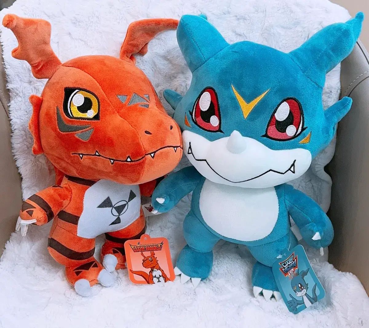 新作) デジタルモンスターぬいぐるみ ギルモン Vモ Vモ 中型ぬいぐるみ