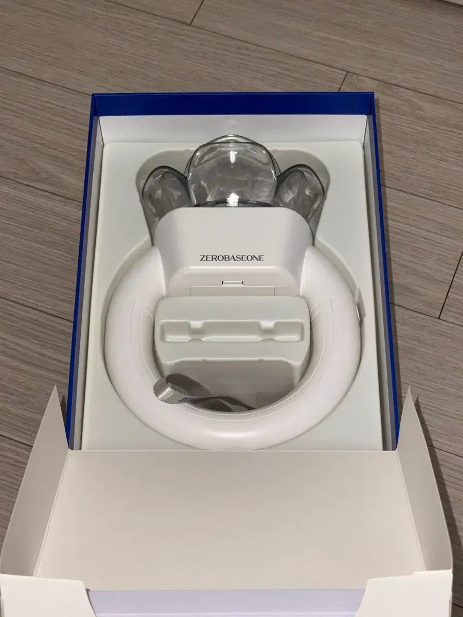 ZEROBASEONE(ゼロベースワン・ZB1・ゼベワン) 応援ペンライト ローズリング 出品 ZEROBASEONE(ゼロベースワン・ZB1・ゼベワン)