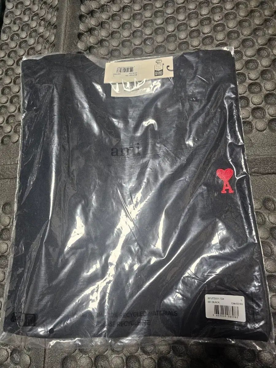 アミ ハート ロゴ ブラック 半袖 Tシャツ L