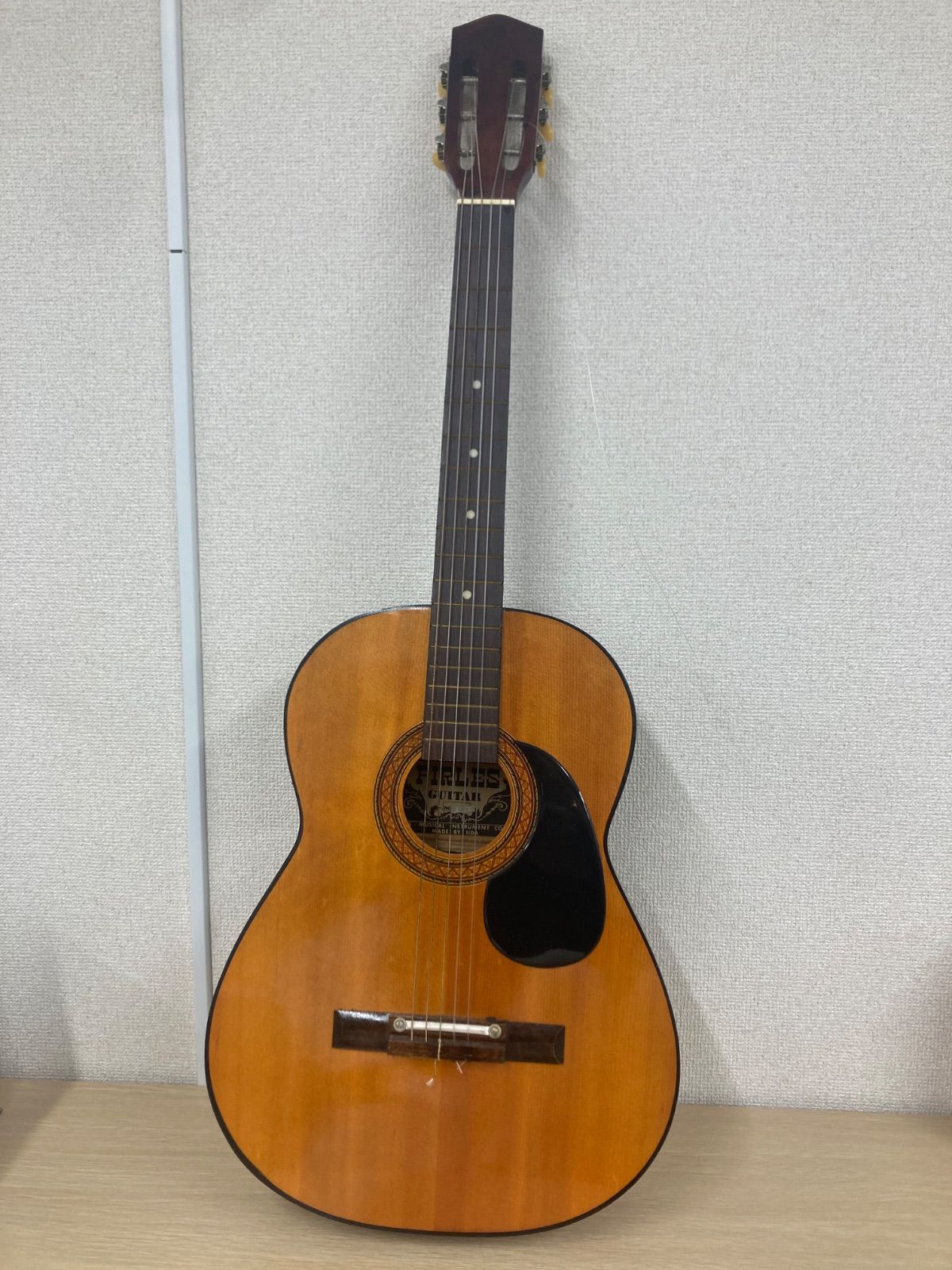 ￥【袋ボロボロ】PIRLES ピアレス クラシックギター　ガットギター　FG45【楽器1】【3】