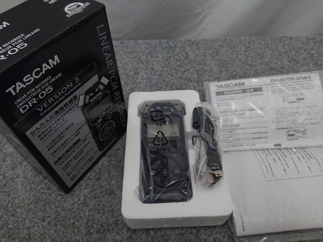 未使用品】 【TASCAM】 DR-05 VER3 リニアPCMレコーダー DR-05-V3