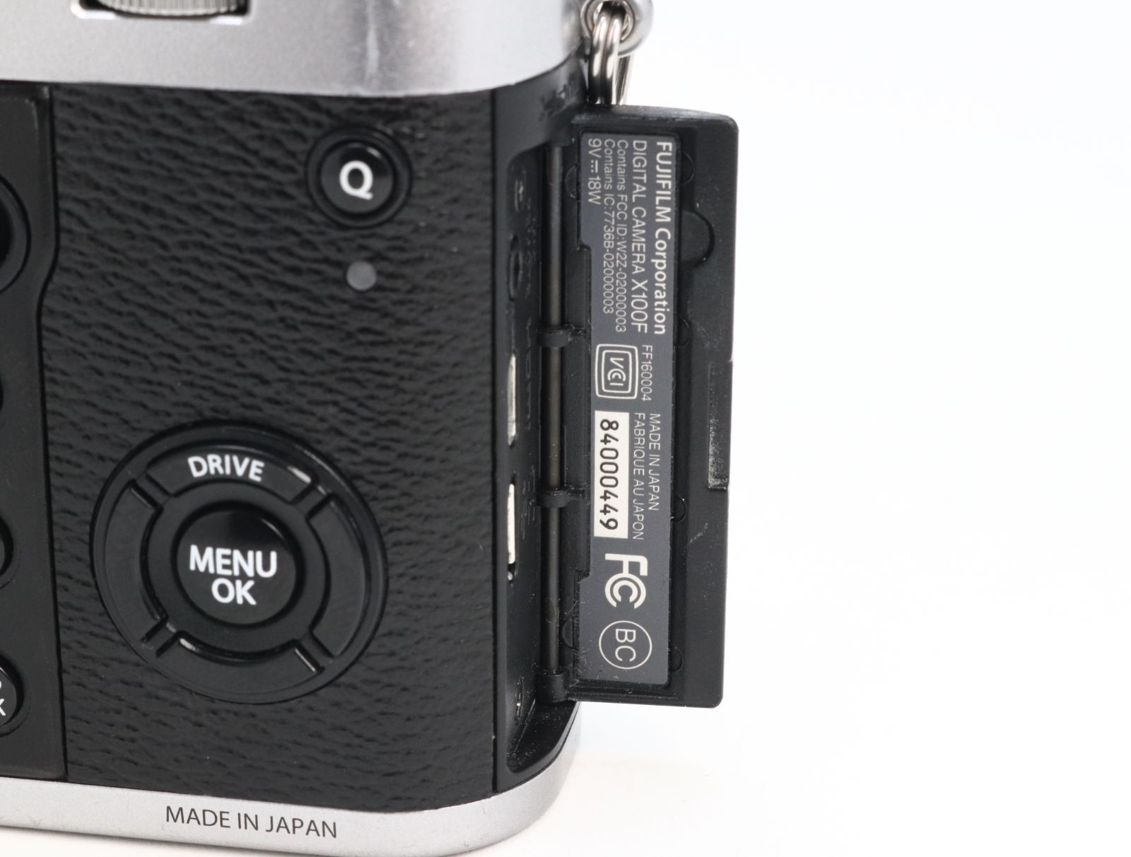 B+ (並品) FUJIFILM 富士フィルム X100F シルバー シャッター回数8715