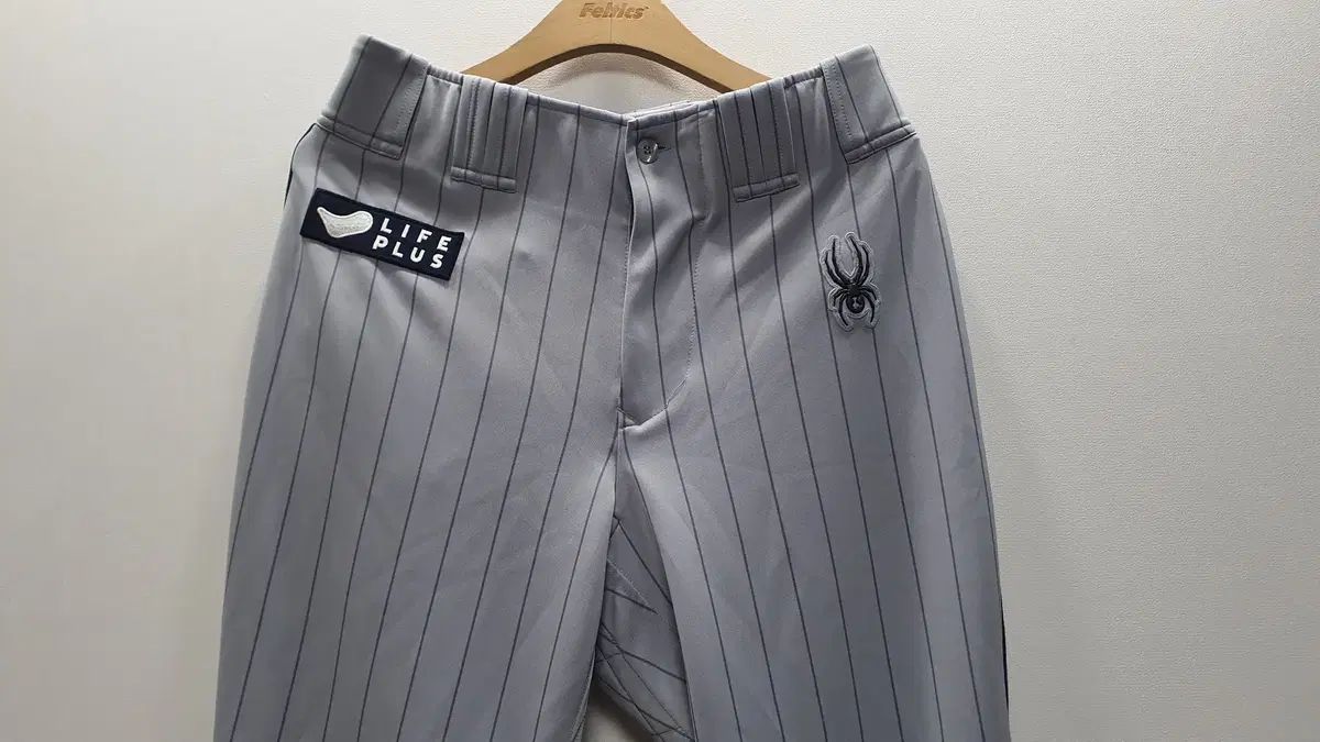 スパイダー ハンファ・イーグルス パンツ ウエスト 31インチ 総丈99cm 程度 6,394円