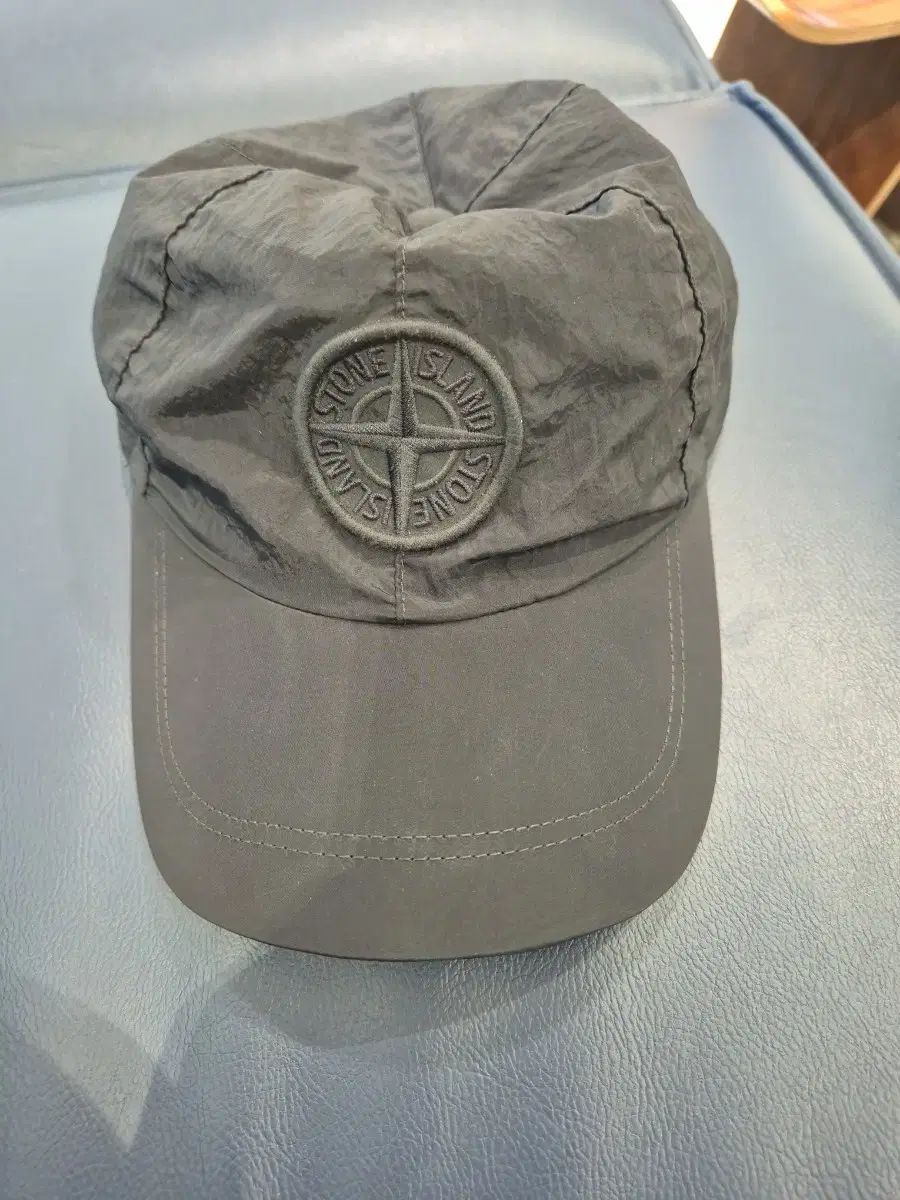 STONE ISLAND ストーンアイランド ブラック ベースボールキャップ 帽子 L
