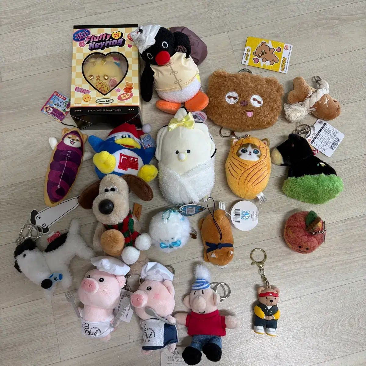 キーホルダー ぬいぐるみ まとめ売り メルカリ - スクバ マスコット 