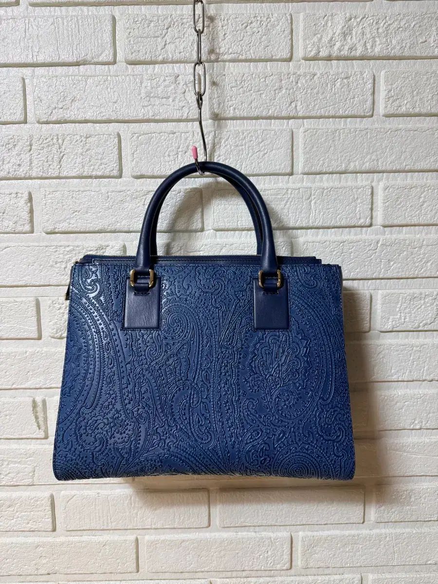 エトロ ショルダーバッグ ほぼ新品