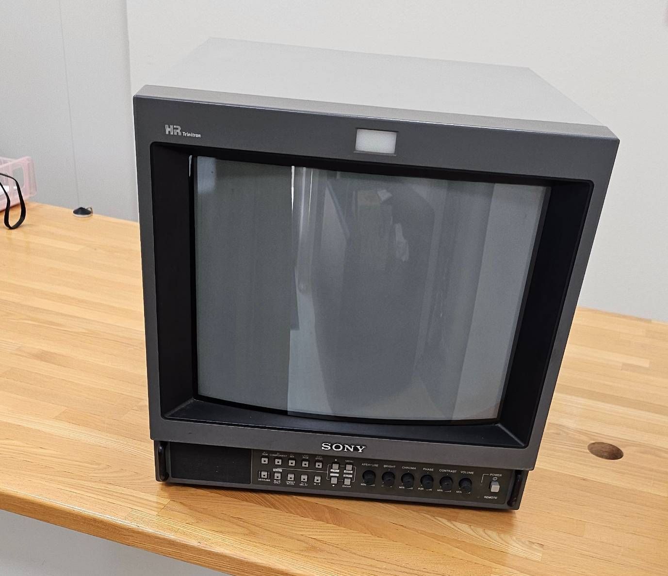 SONY トリニトロンカラービデオ PVM-14M4J 中古 SONY トリニトロンカラービデオ PVM-14M4J 中古