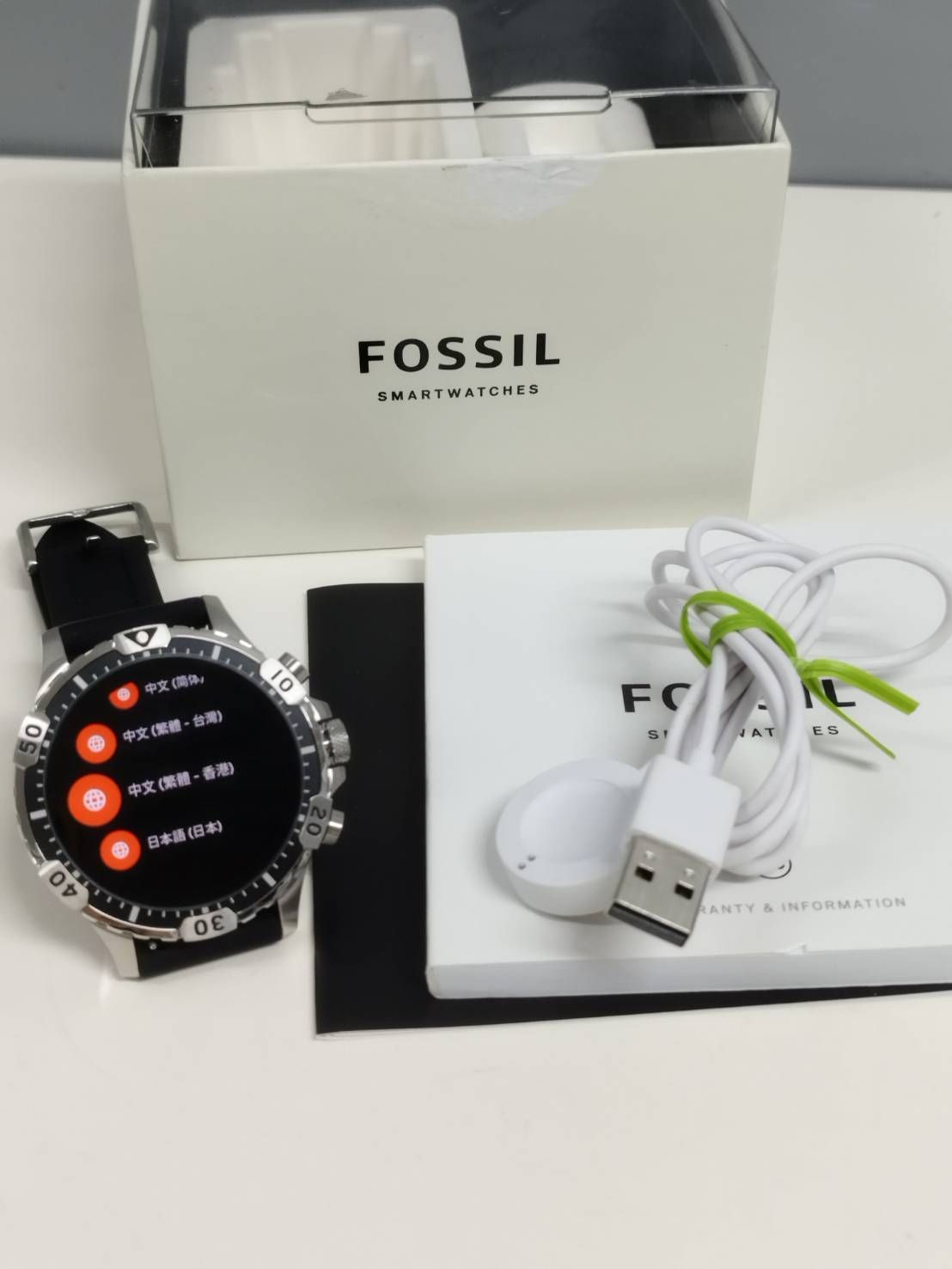 美品】FOSSIL DW10F2 スマートウォッチ-通信販売