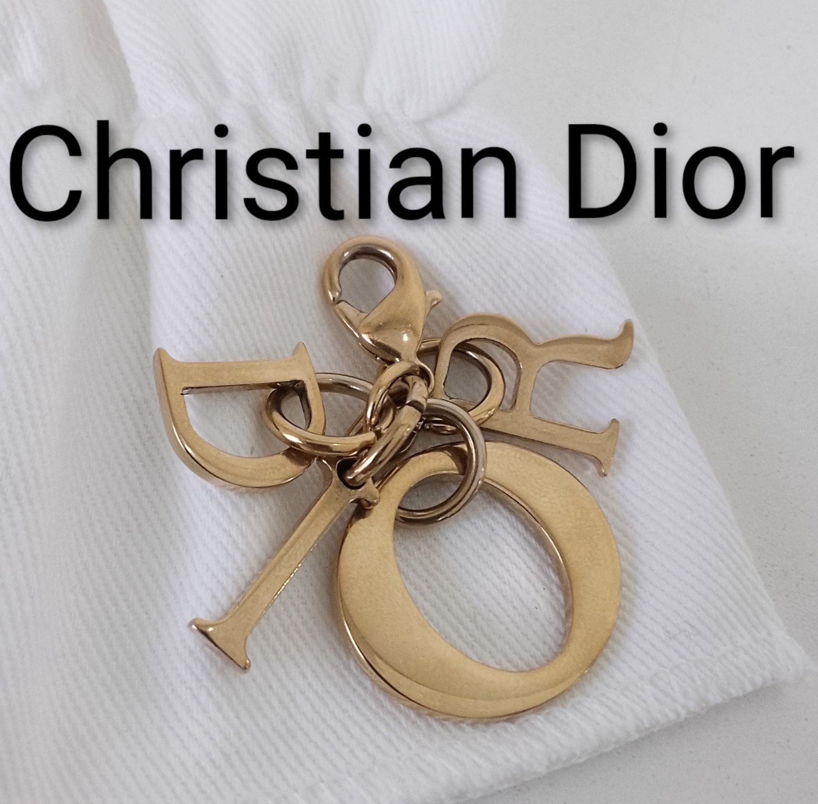 AVC39 クリスチャンディオール 極美品 DIOR ロゴチャーム ゴールド金具 保存袋付き