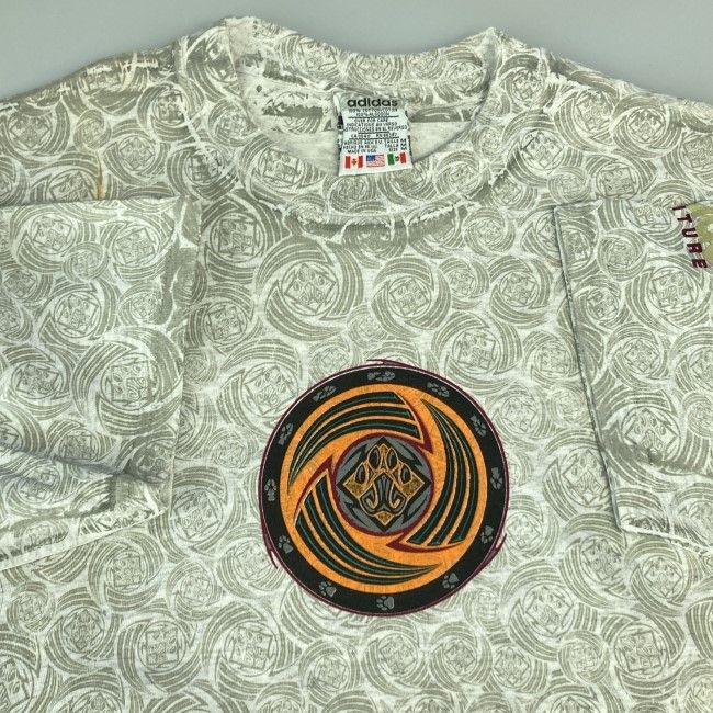 【中古】 adidas Tシャツ 00s vintage 00年代 OLD 半袖 トップス クルーネック 総柄 プリント スポーツ 古着 /2000 【中古】 adidas Tシャツ 00s vintage 00年代 OLD 半袖 トップス クルーネック 総柄 プリント スポーツ 古着 /2000
