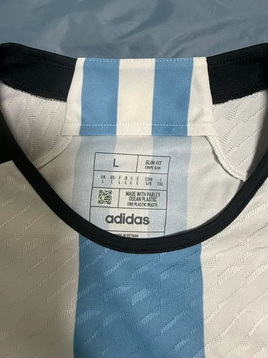 アルゼンチン メッシ アセンティック Tシャツ L アルゼンチン メッシ アセンティック Tシャツ L