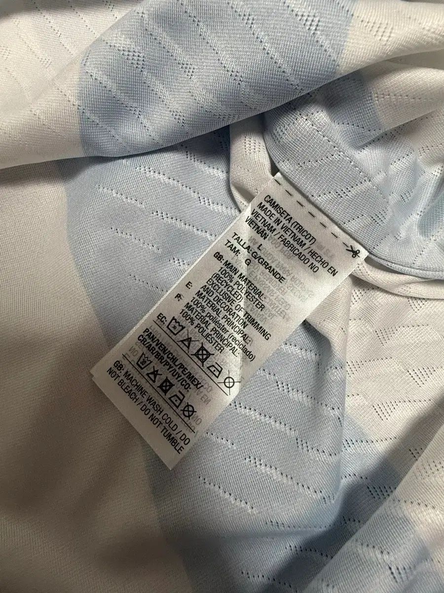 アルゼンチン メッシ アセンティック Tシャツ L アルゼンチン メッシ アセンティック Tシャツ L