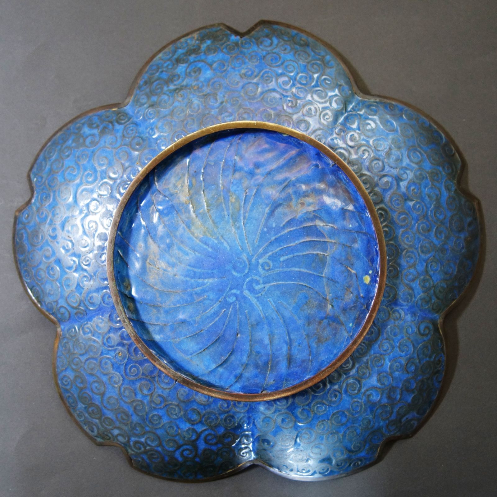 骨董逸品【桜花形 花鳥図 七宝飾皿】 七宝焼 七宝 飾皿 骨董 古美術 Dc25051501 骨董逸品【桜花形 花鳥図 七宝飾皿】 七宝焼 七宝 飾皿 骨董 古美術 Dc25051501