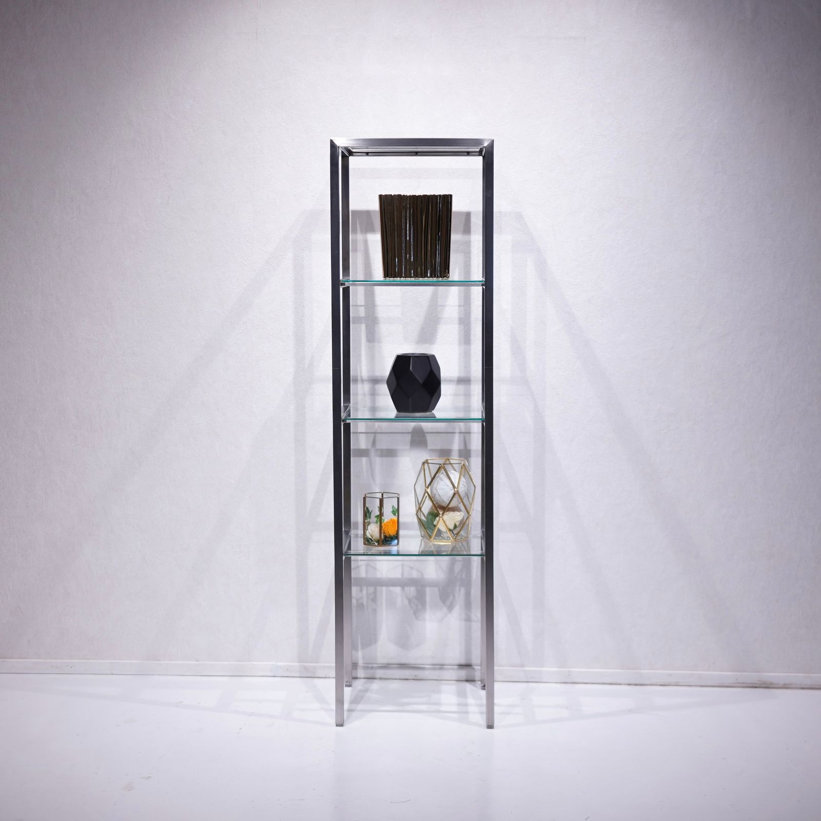Anonymous Display Shelf / モダン 美品 ステンレス ガラスシェルフ ディスプレイラック オープンシェルフ 飾り棚(関連:vitra フリッツハンセン) Anonymous Display Shelf / モダン 美品 ステンレス ガラスシェルフ ディスプレイラック オープンシェルフ 飾り棚(関連:vitra フリッツハンセン)