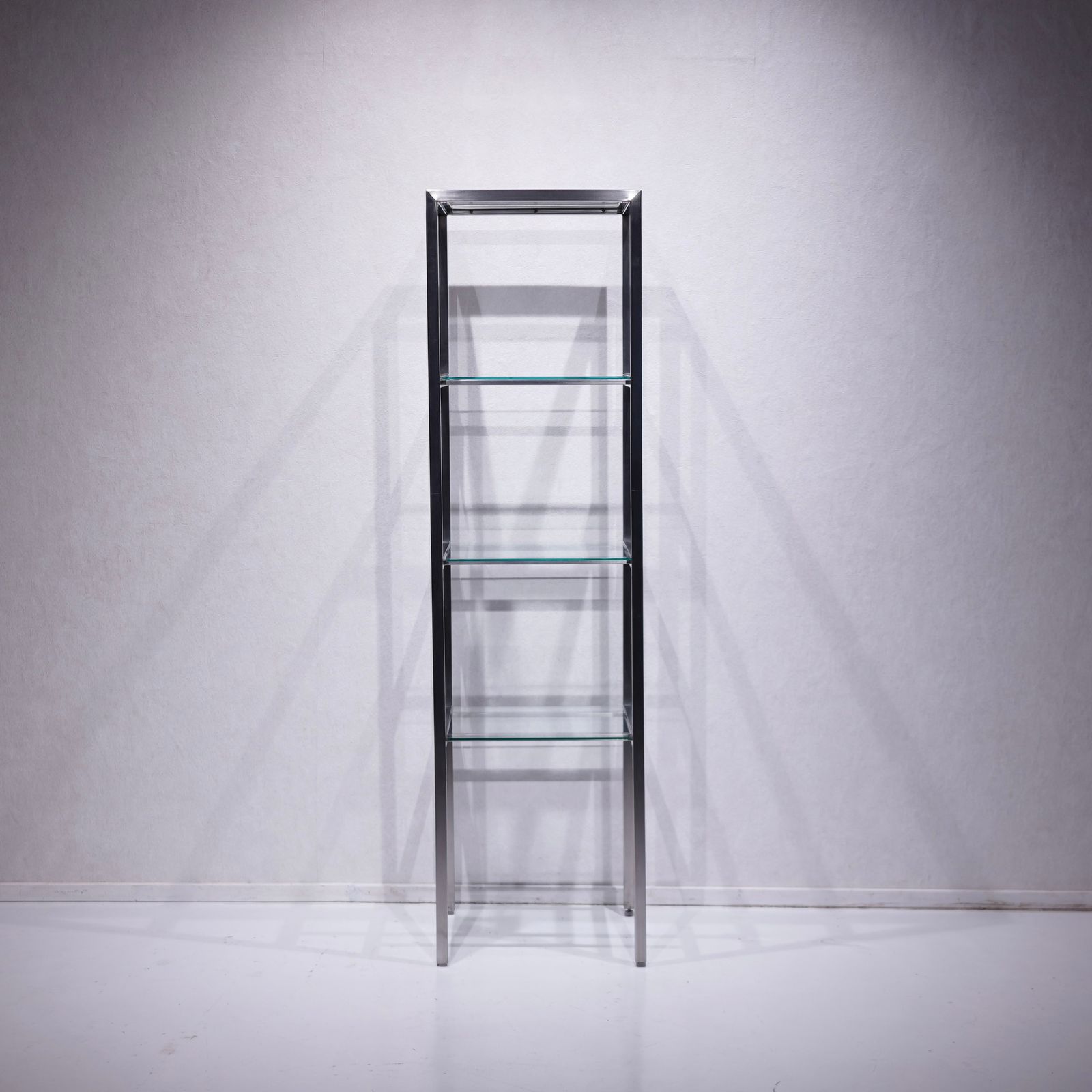Anonymous Display Shelf / モダン 美品 ステンレス ガラスシェルフ ディスプレイラック オープンシェルフ 飾り棚(関連:vitra フリッツハンセン) Anonymous Display Shelf / モダン 美品 ステンレス ガラスシェルフ ディスプレイラック オープンシェルフ 飾り棚(関連:vitra フリッツハンセン)