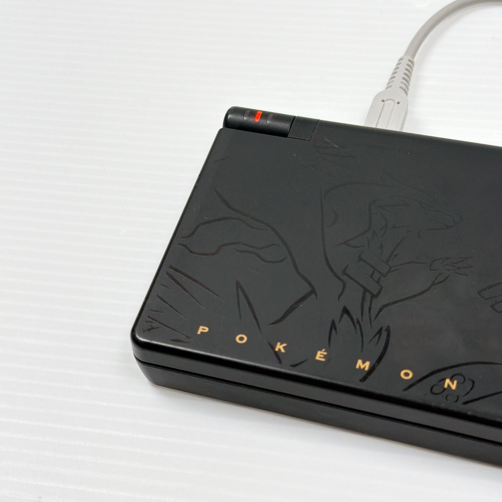 ニンテンドー DSi レシラム ゼクロムエディション ブラック 遊べる