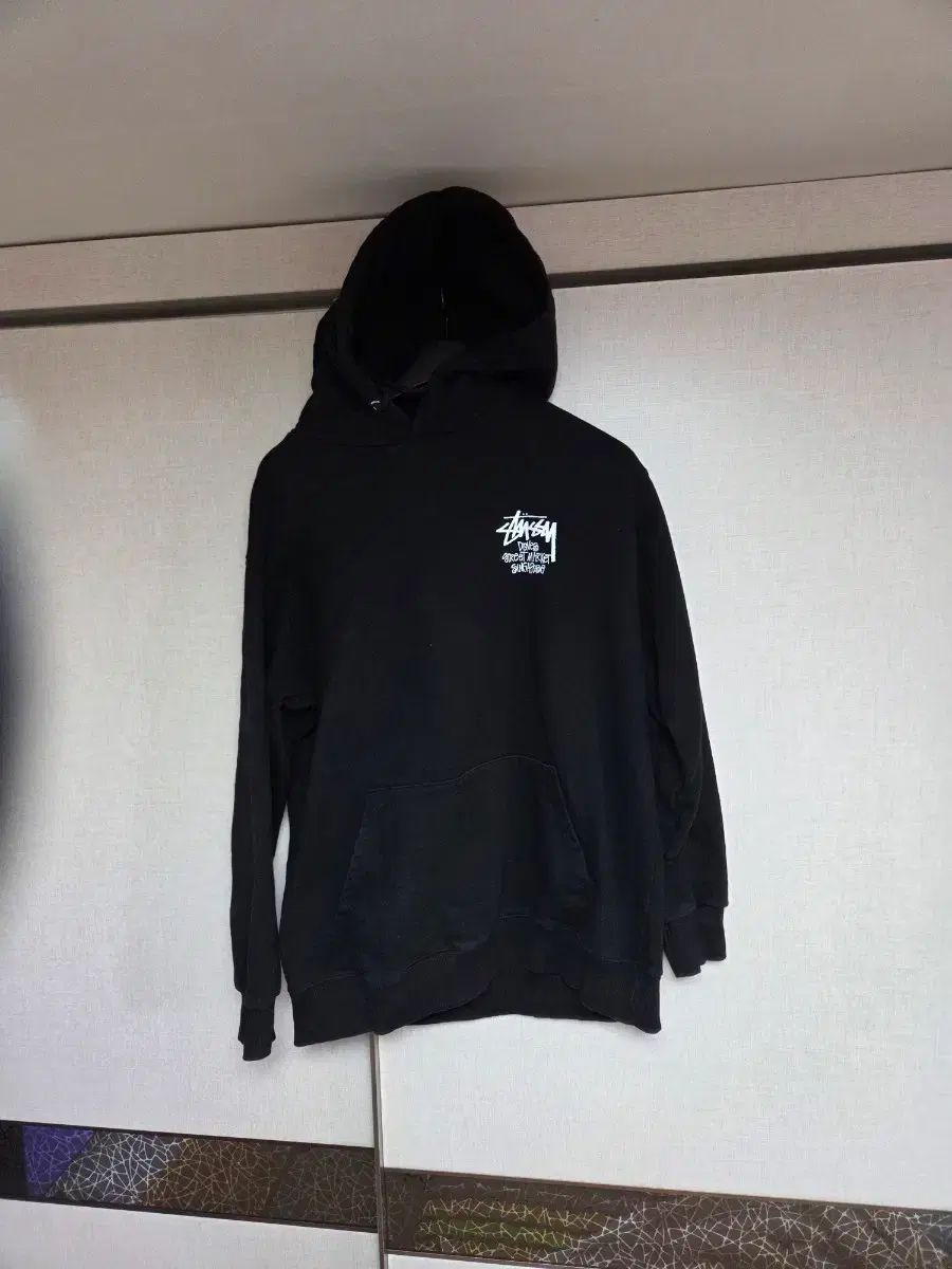 STU ブラック WHO Tシャツ 105