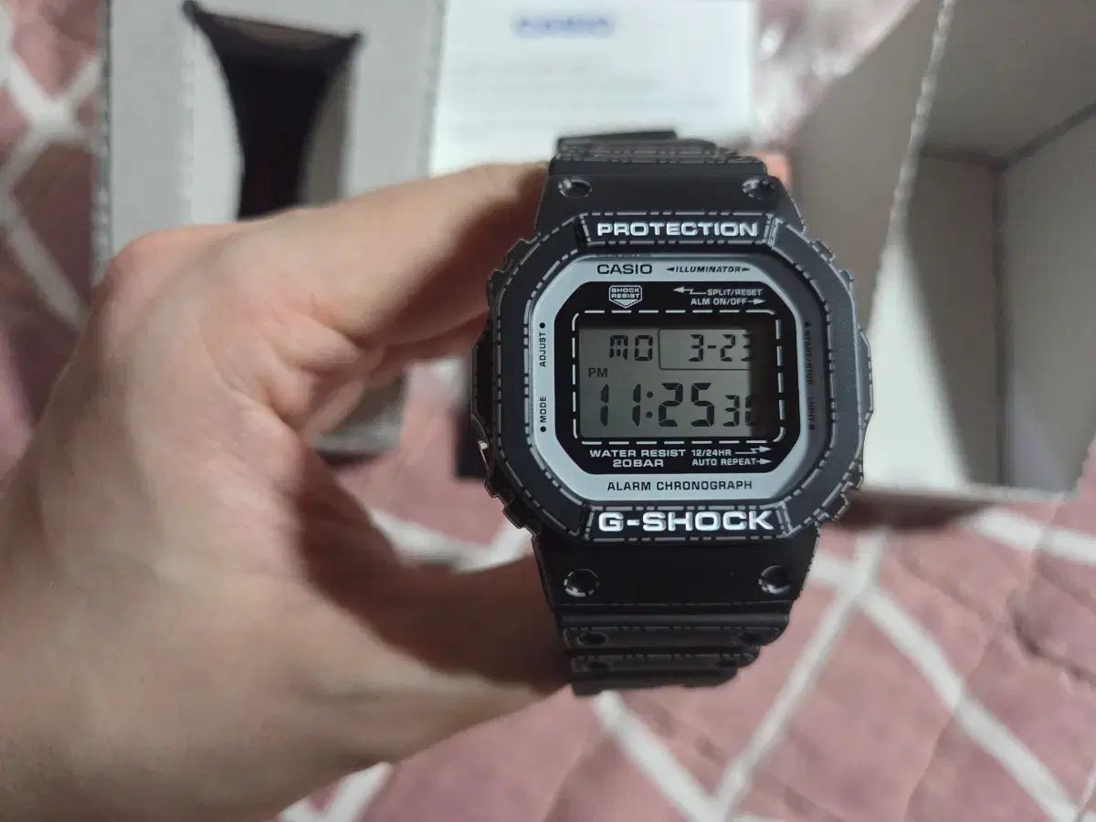未使用 G-SHOCK オリガミ 5600 出品