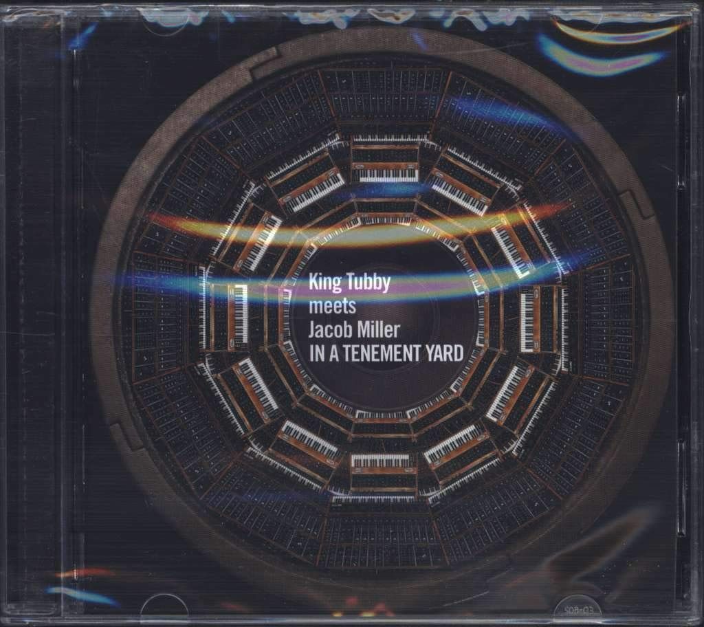 【CD】In a Tenement Yard