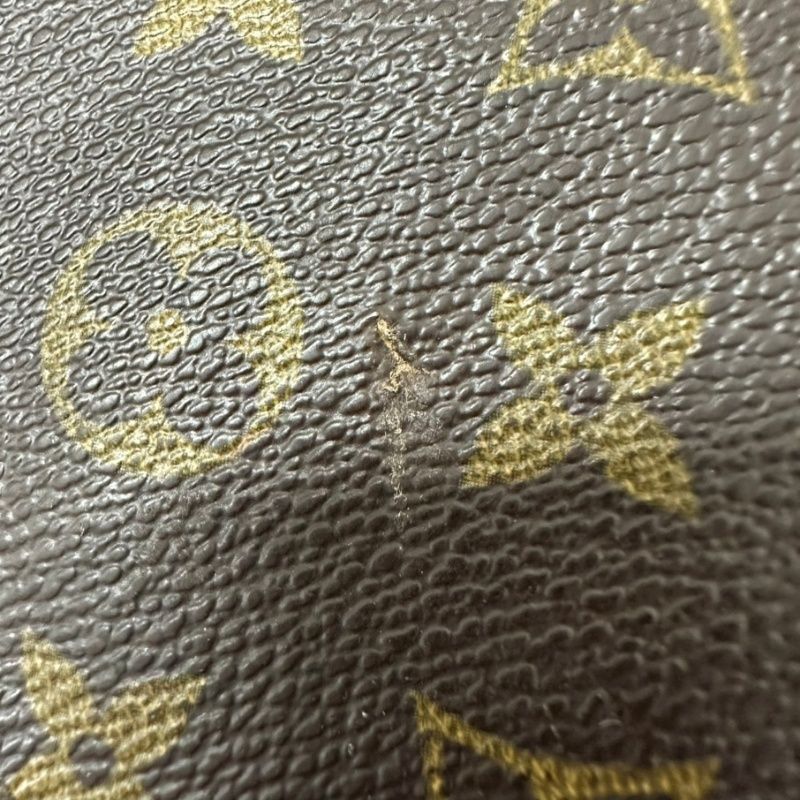 LOUIS VUITTON ルイヴィトン ポルトカルトクレディ M60825 ブラウン モノグラム 二つ折り財布 ユニセックス 【中古】 32605K240 LOUIS VUITTON ルイヴィトン ポルトカルトクレディ M60825 ブラウン モノグラム 二つ折り財布 ユニセックス 【中古】 32605K240