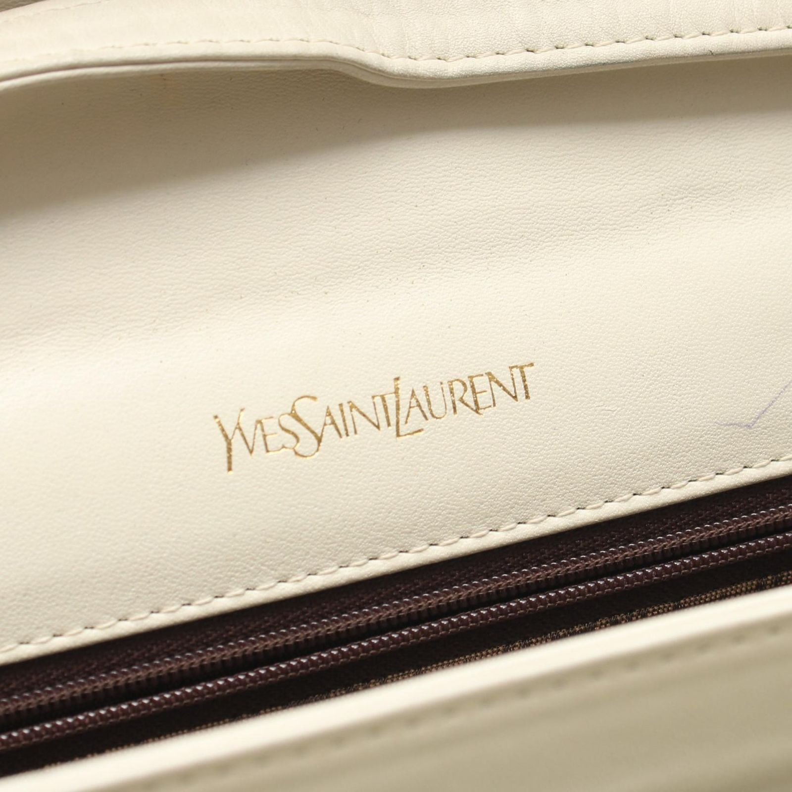 イヴ・サンローラン YVES SAINT LAURENT ショルダーバッグ ホワイト 