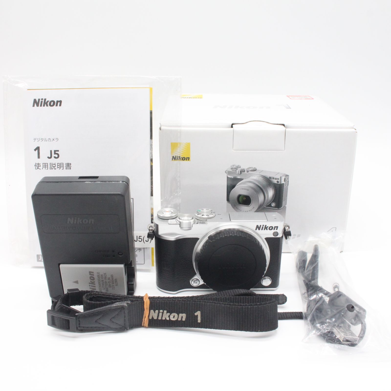 1459ショット！嬉しい本箱・説明書付き！■極上品■ Nikon Nikon1 J5 ボディ シルバー 20,286円