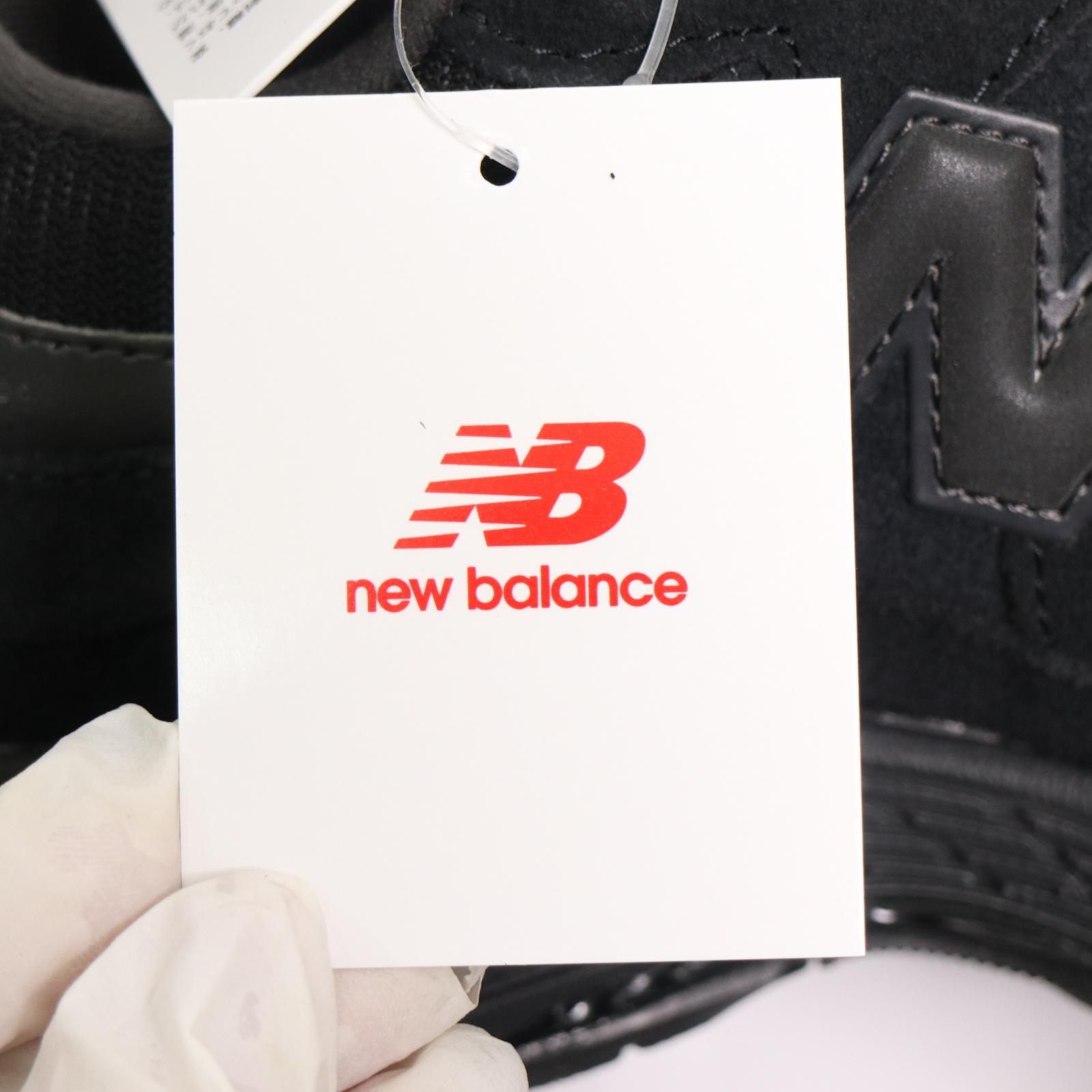 New Balance ニューバランス トリプルブラック U2002R スニーカー* New Balance ニューバランス トリプルブラック U2002R スニーカー*
