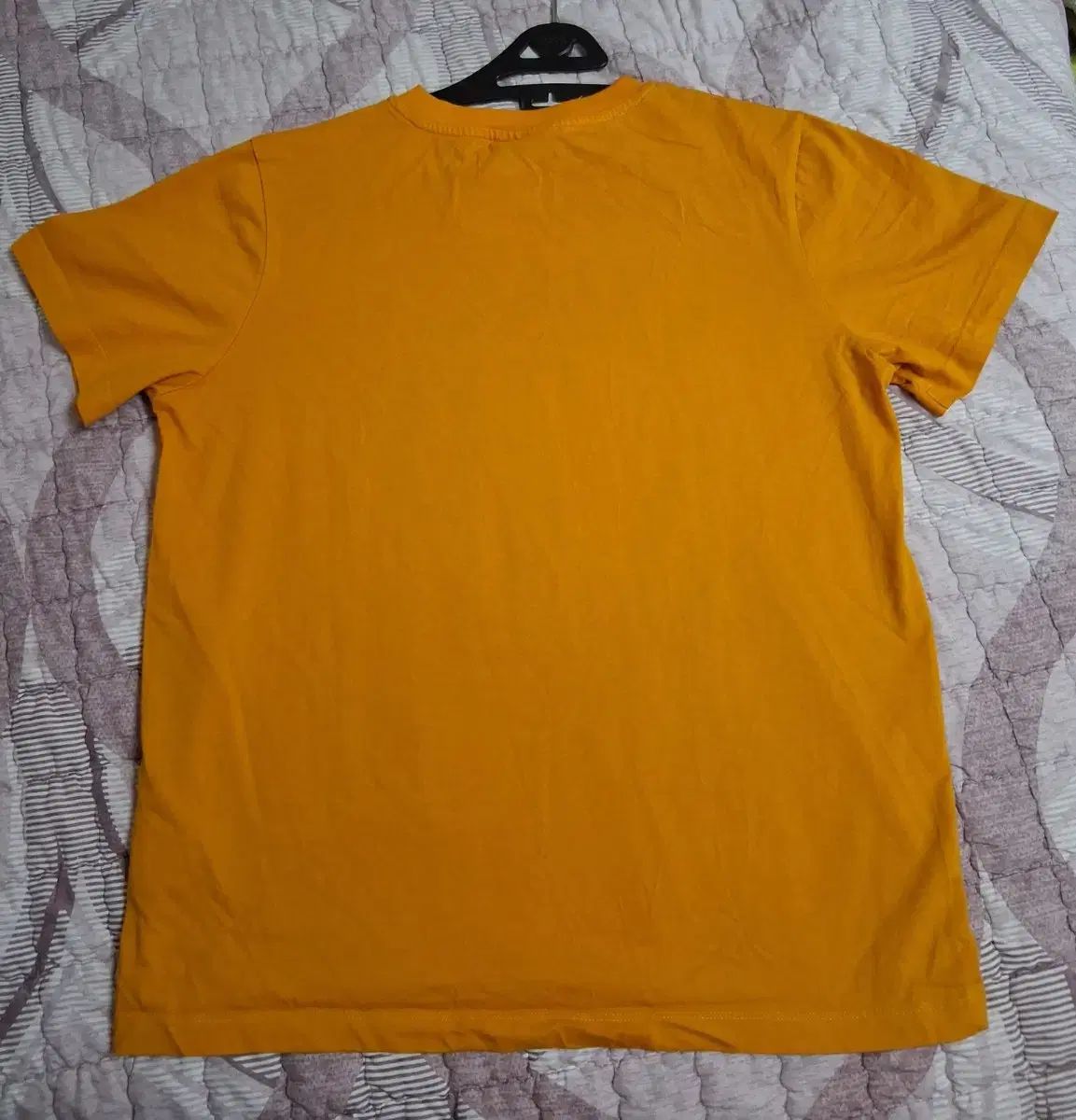 GANNI ガニー半袖Tシャツ スペースグラフィック Tシャツ S55