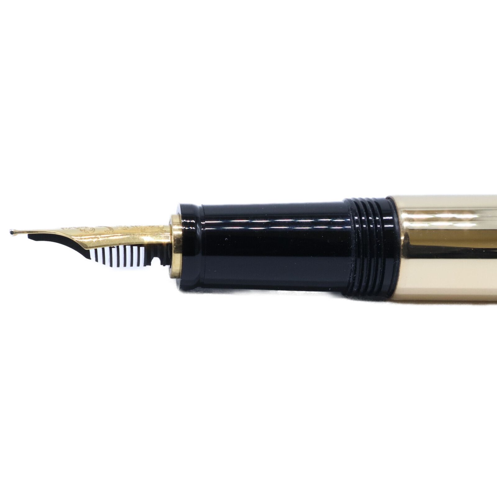 MONTBLANC モンブラン 美品 パトロンシリーズ1999 フリードリッヒII世 ペン先18K M 万年筆 MONTBLANC モンブラン 美品 パトロンシリーズ1999 フリードリッヒII世
