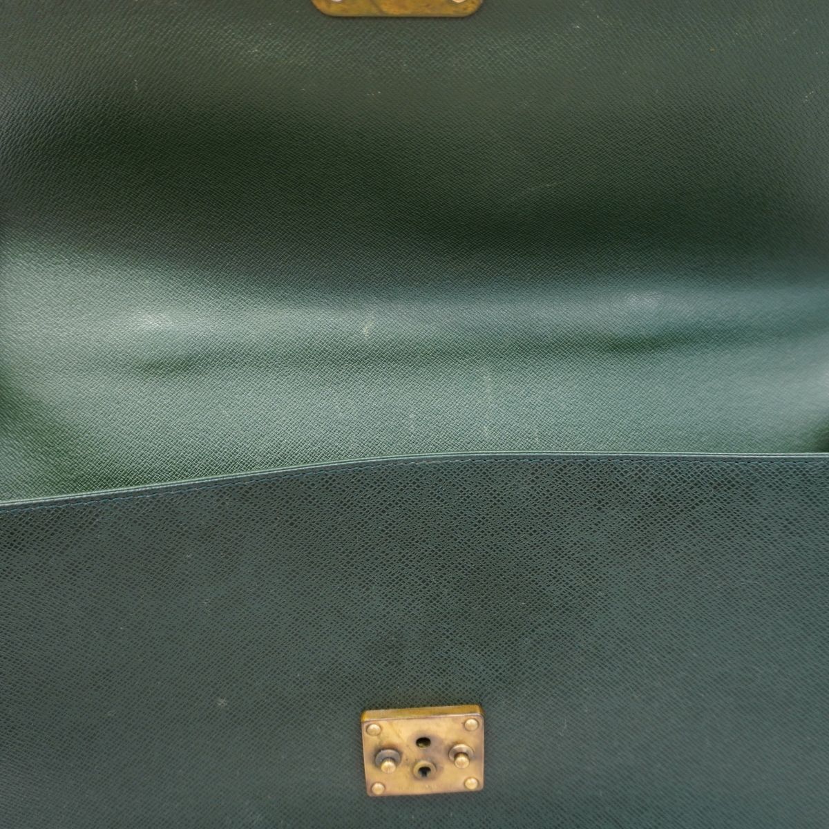 極美品 LOUIS VUITTON ルイヴィトン M30074 鍵付き エピセア 極美品 LOUIS VUITTON ルイヴィトン M30074 鍵付き エピセア 【公式通販】