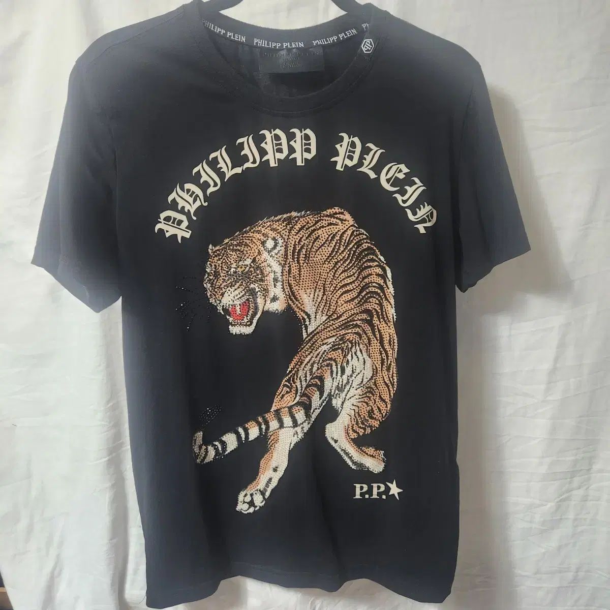 PHILIPP PLEIN(フィリッププレイン) ブラック タイガー 半袖 Tシャツ 8,537円