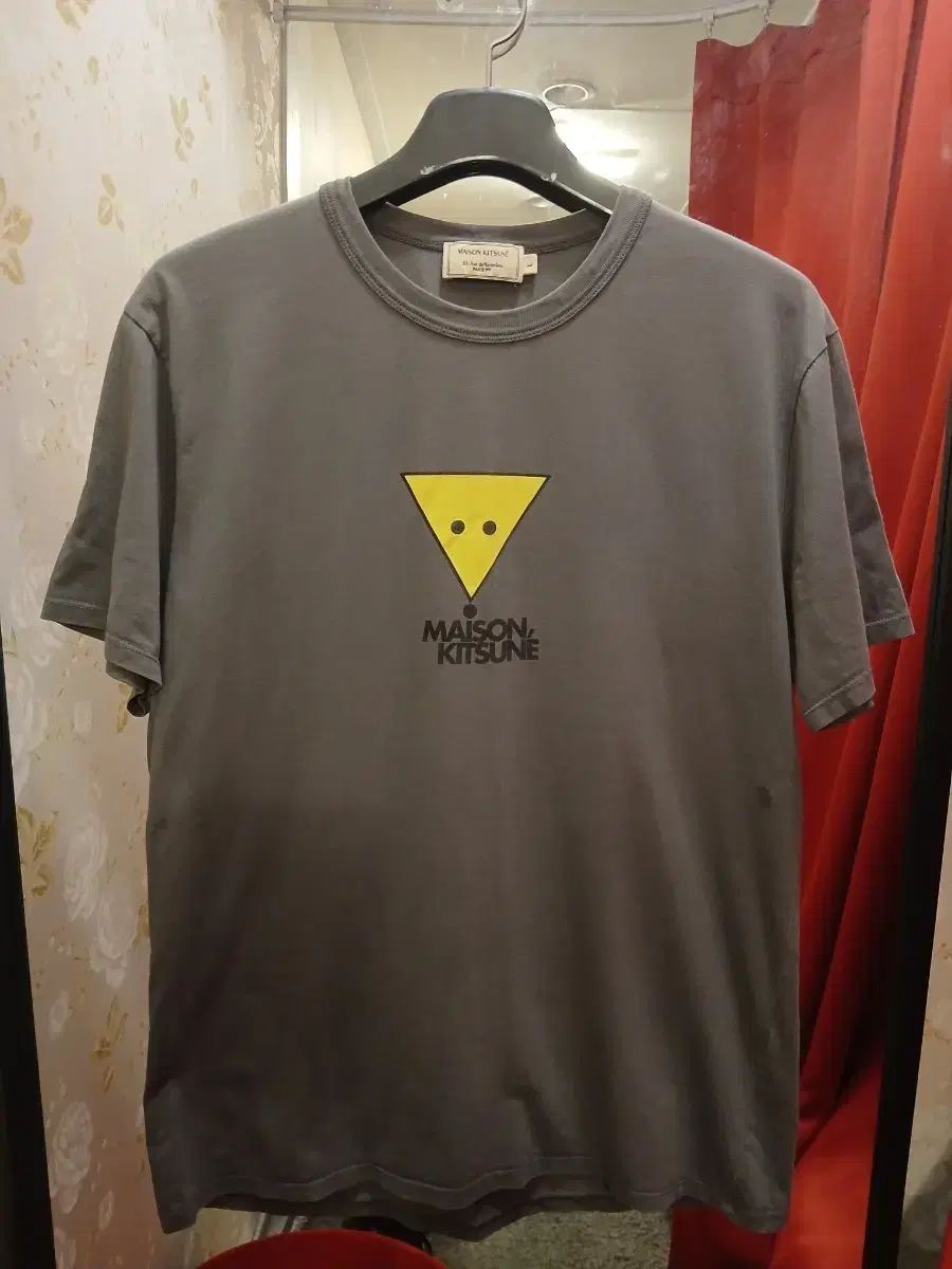 7/57 (正規品) Maison Kitsuné メゾンキツネ 三角 ロゴ Tシャツ グレー L