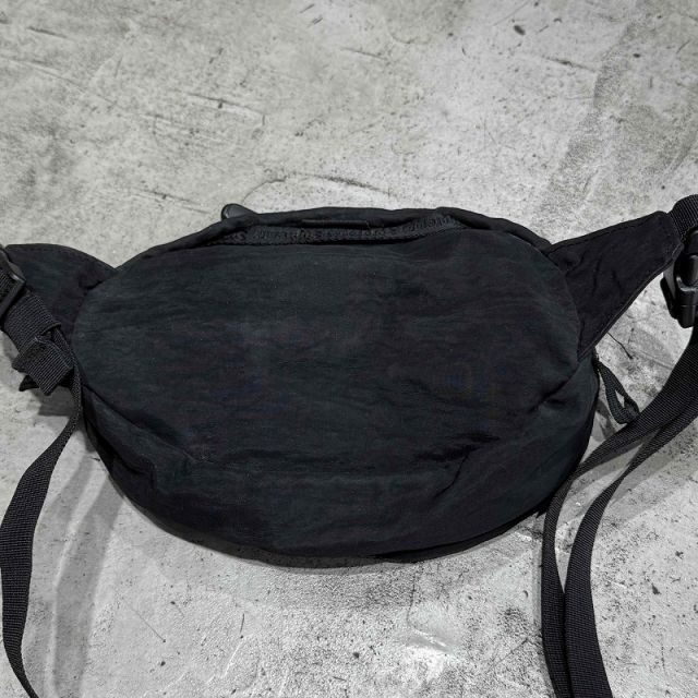SUPREME 20AW waist bag ウエストバッグ ボディバッグ Supreme 20aw Waist Bag シュプリーム ウエストバッグ 心斎橋店 - メルカリ