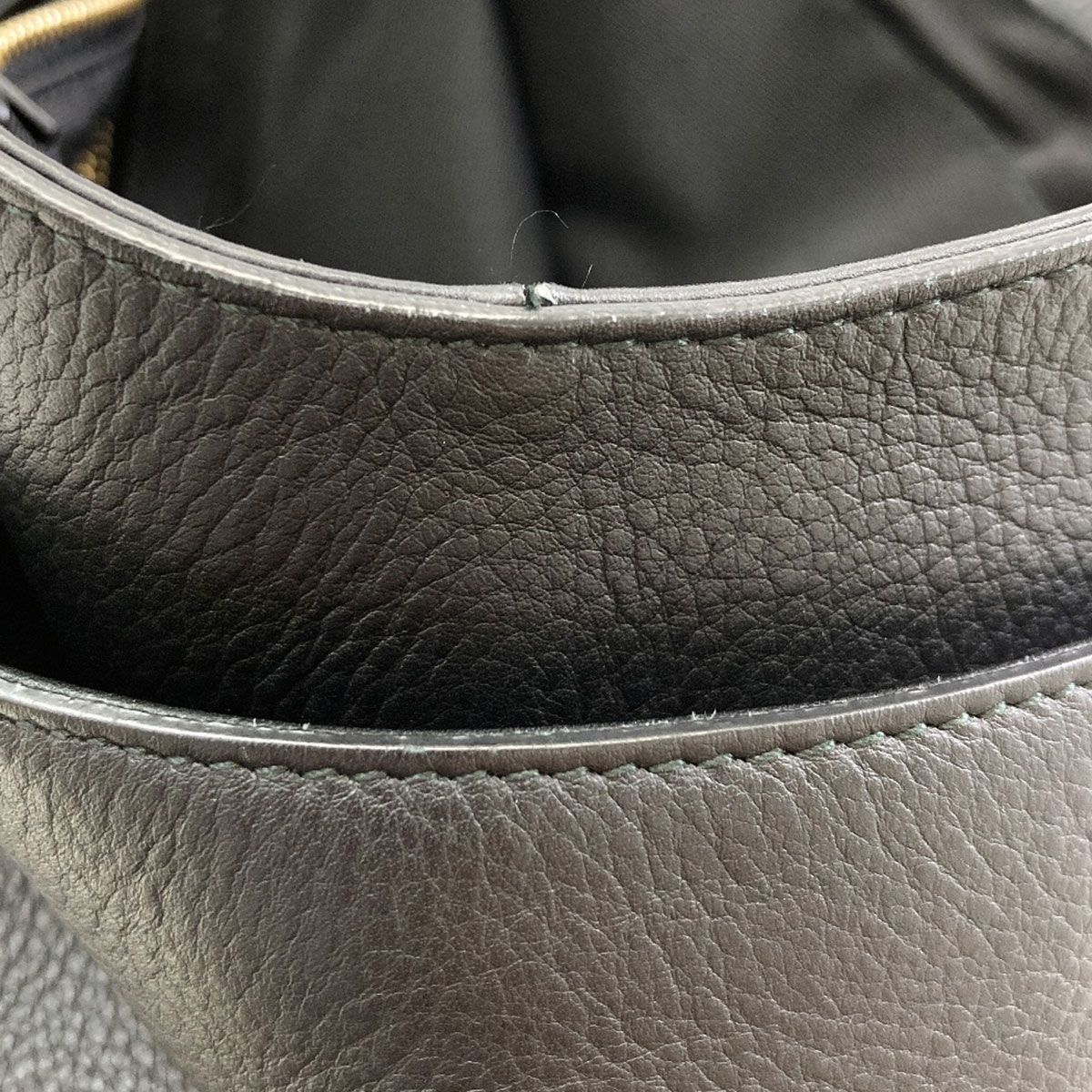 Salvatore Ferragamo サルヴァトーレフェラガモ メリンダ トートバッグ カーフ レディース [中古]