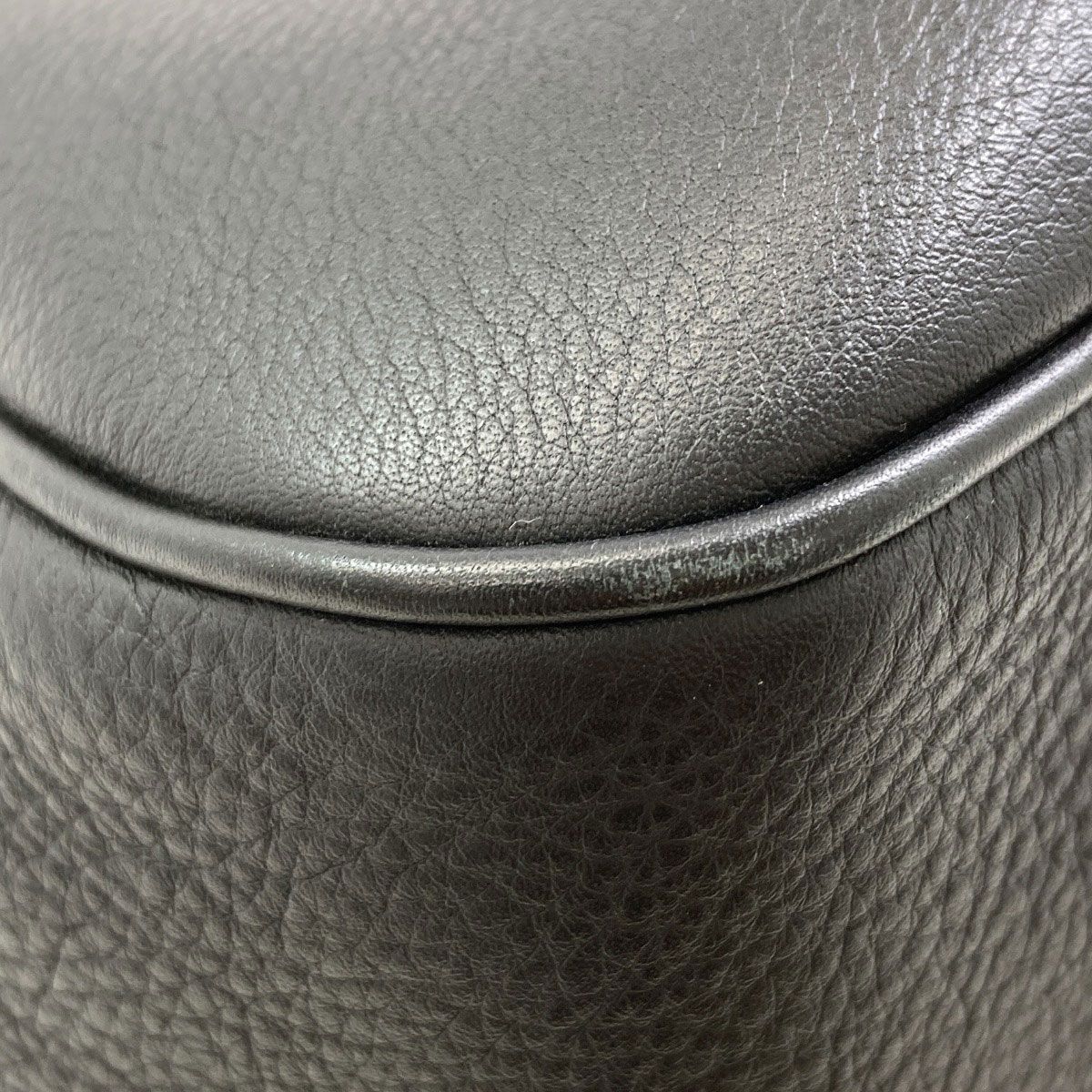 Salvatore Ferragamo サルヴァトーレフェラガモ メリンダ トートバッグ カーフ レディース [中古]