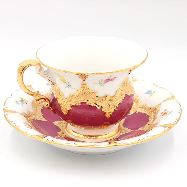 マイセン MEISSEN 宮廷の小花 ティーカップ＆ソーサー 取手半金 レッド系 ゴールド【yy】【中古】4000038800900175