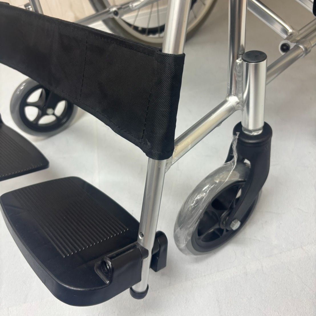 BAL-1 バルシリーズ 自走型 車椅子 シンプルスタンダード ノーパンクタイヤ 中古 介護用品 BAL-1 バルシリーズ 自走型 車椅子 シンプルスタンダード ノーパンク