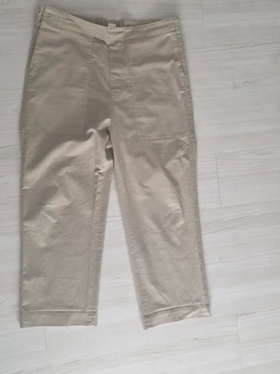 COS サイドスリット コットン パンツ コラボ? 商品