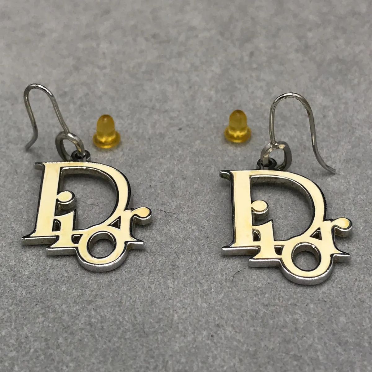 Christian Dior ディオール ピアス フック式 ロゴモチーフ アイボリー