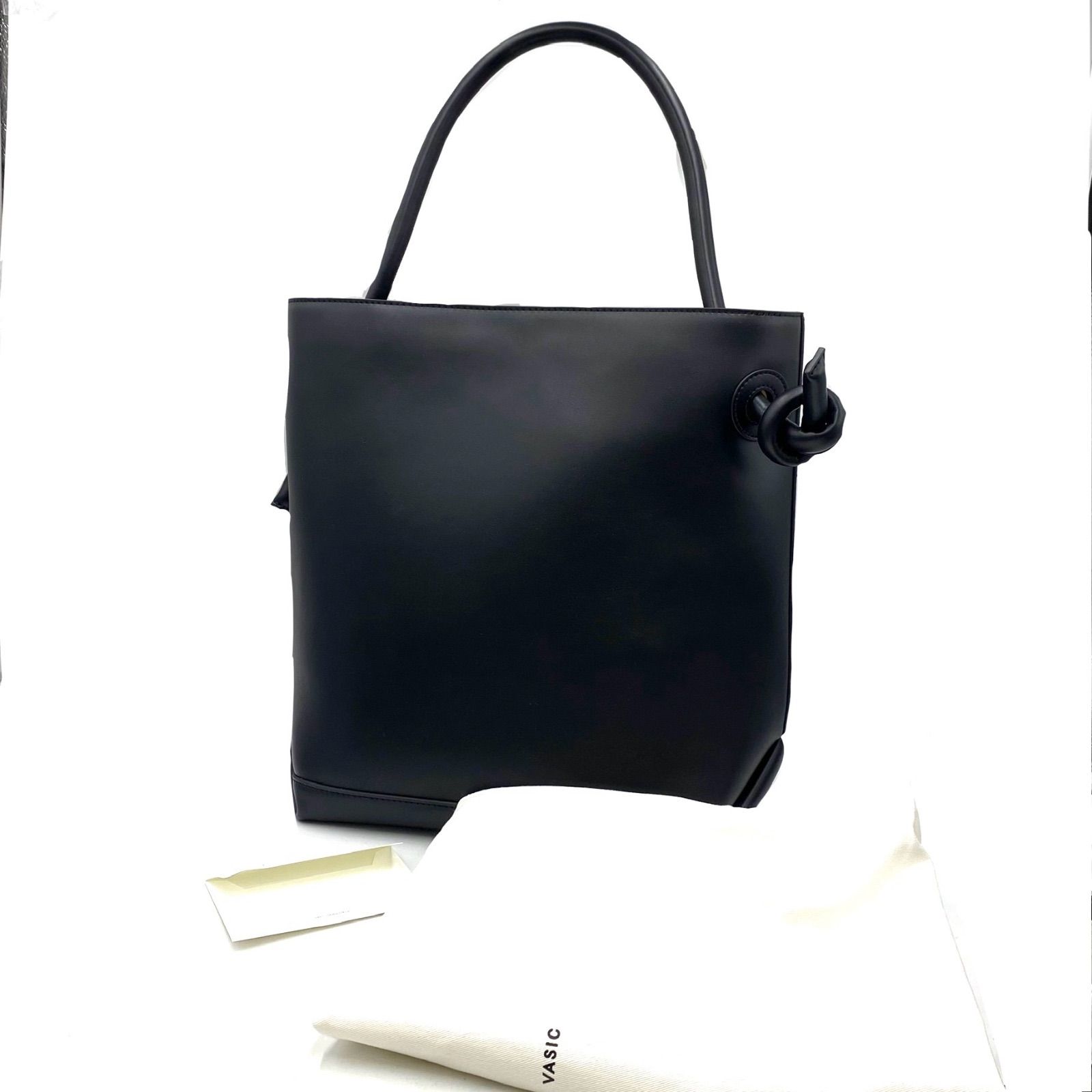 新品VASIC PATTI ヴァジック パティレザー トートバッグ ハンドバッグ ほぼ未使用 VASIC PATTI ヴァジック パティ レザー トートバッグ