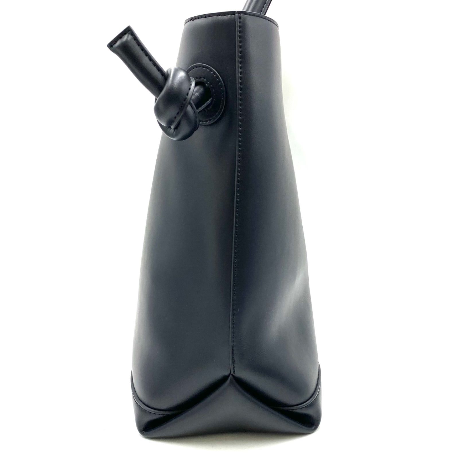ほぼ未使用 VASIC PATTI ヴァジック パティ レザー トートバッグ