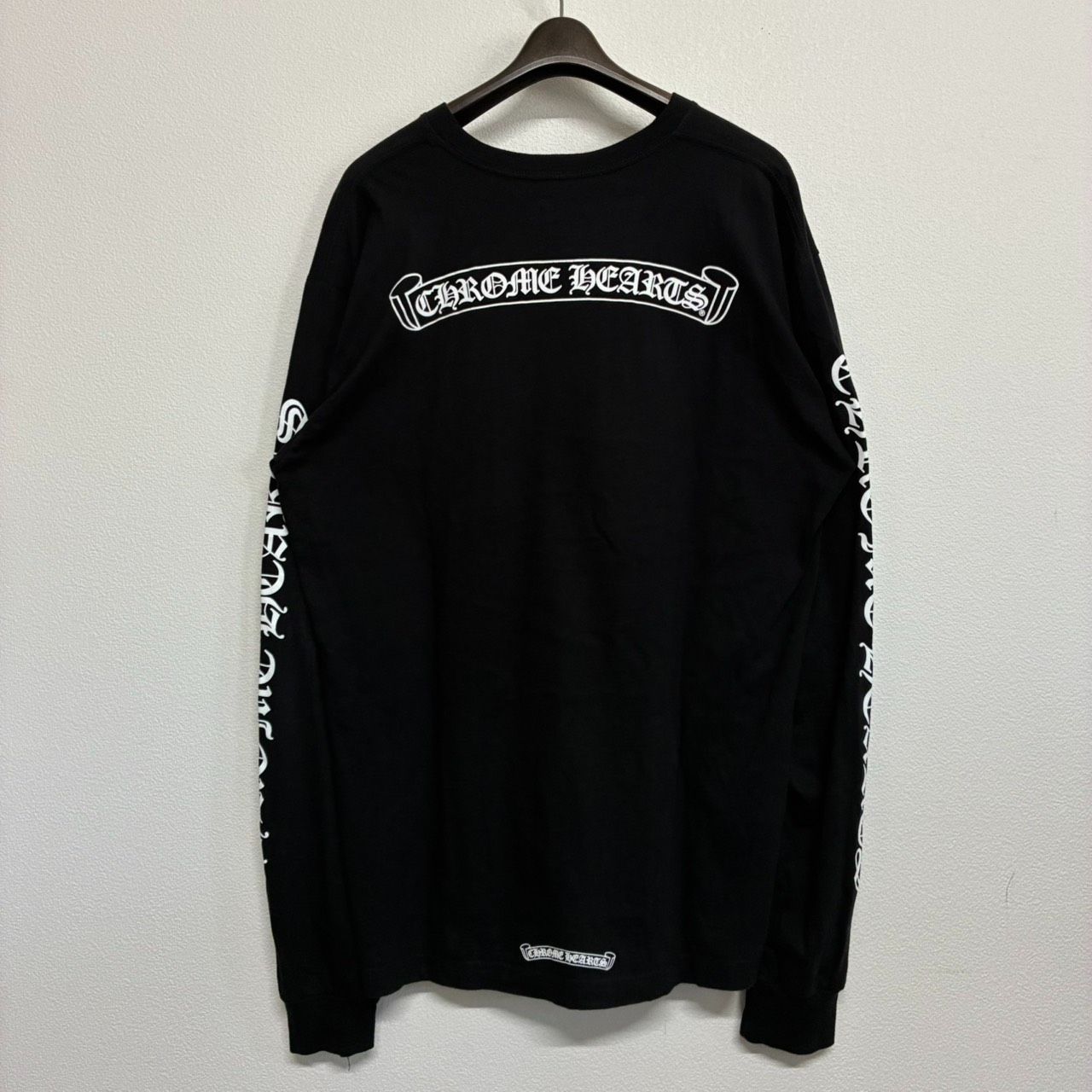 CHROME HEARTS Scroll Label クロムハーツ スクロールラベル バックプリント 黒 ブラック 長袖 Tシャツ ロングTシャツ トップス メンズ レディース XLサイズ 極美品 2452