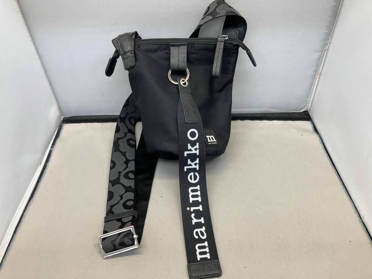marimekko マリメッコ ショルダーバッグ ブラック エッセンシャル バケット ソリッド ブラック