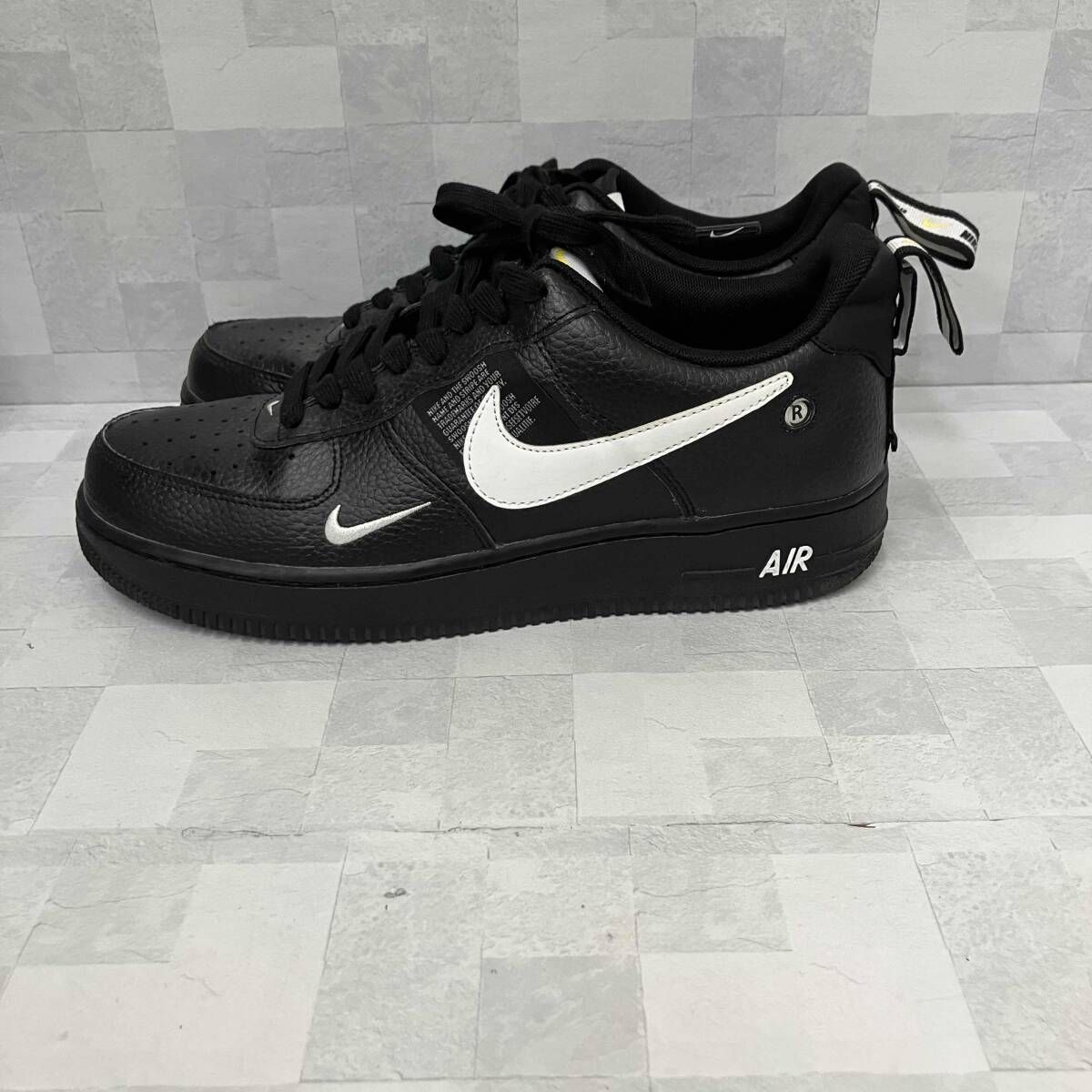 NIKE ナイキ スニーカー AIR FORCE 1 07 LV8 UTILITY 27.5cm ブラック 